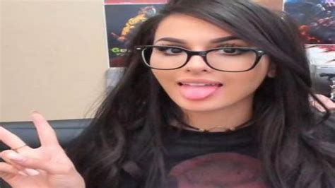 SSSniperWolf – Birthdays, Age, Family, Bio